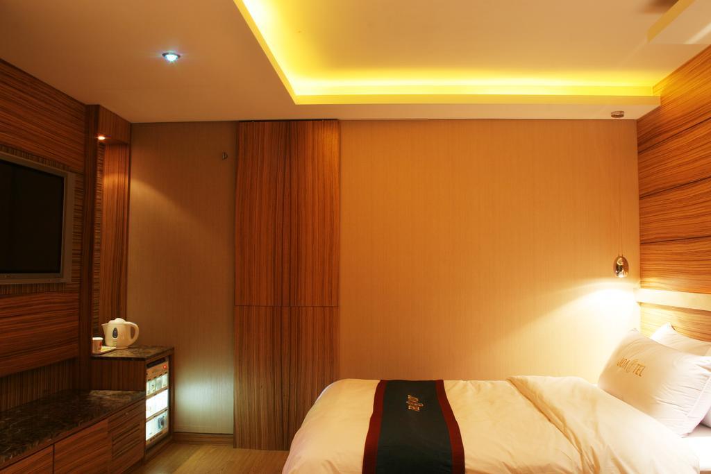 Java Motel Seoul Room photo