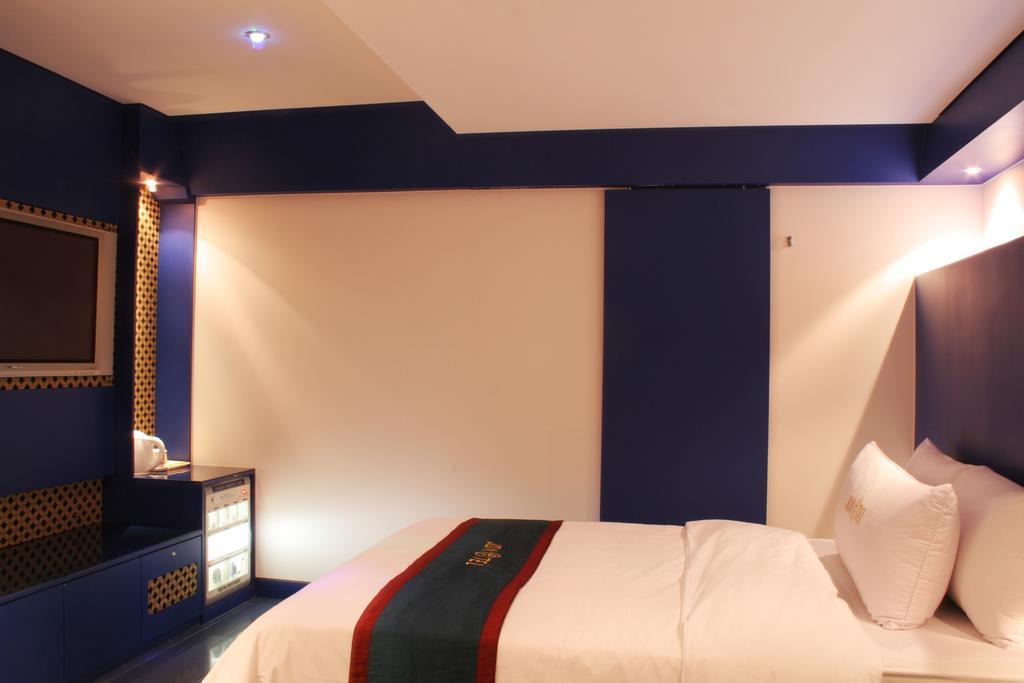 Java Motel Seoul Room photo